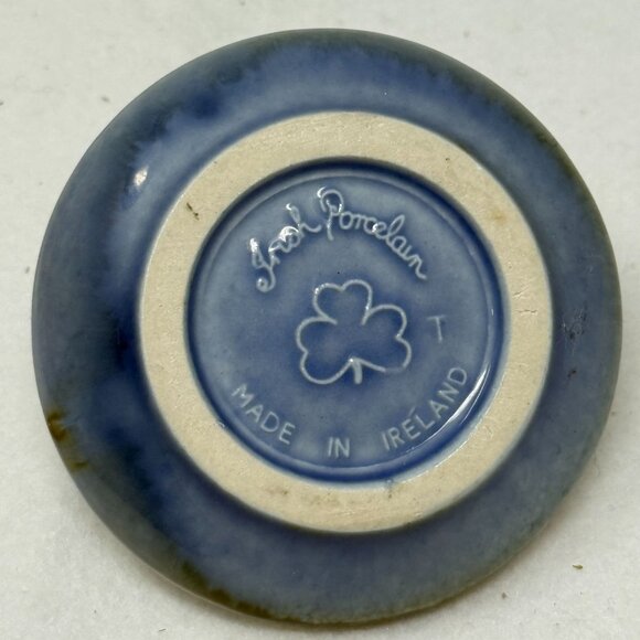 VTG Wade Irish Porcelain Leprechaun Gnome Elf Pixie Cobbler Pin Trinket Dish - Picture 3 of 8